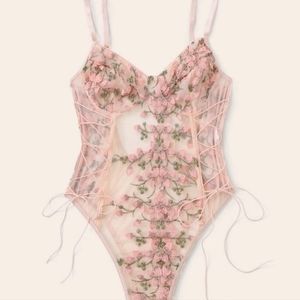 Plus size lingerie teddy bodysuit